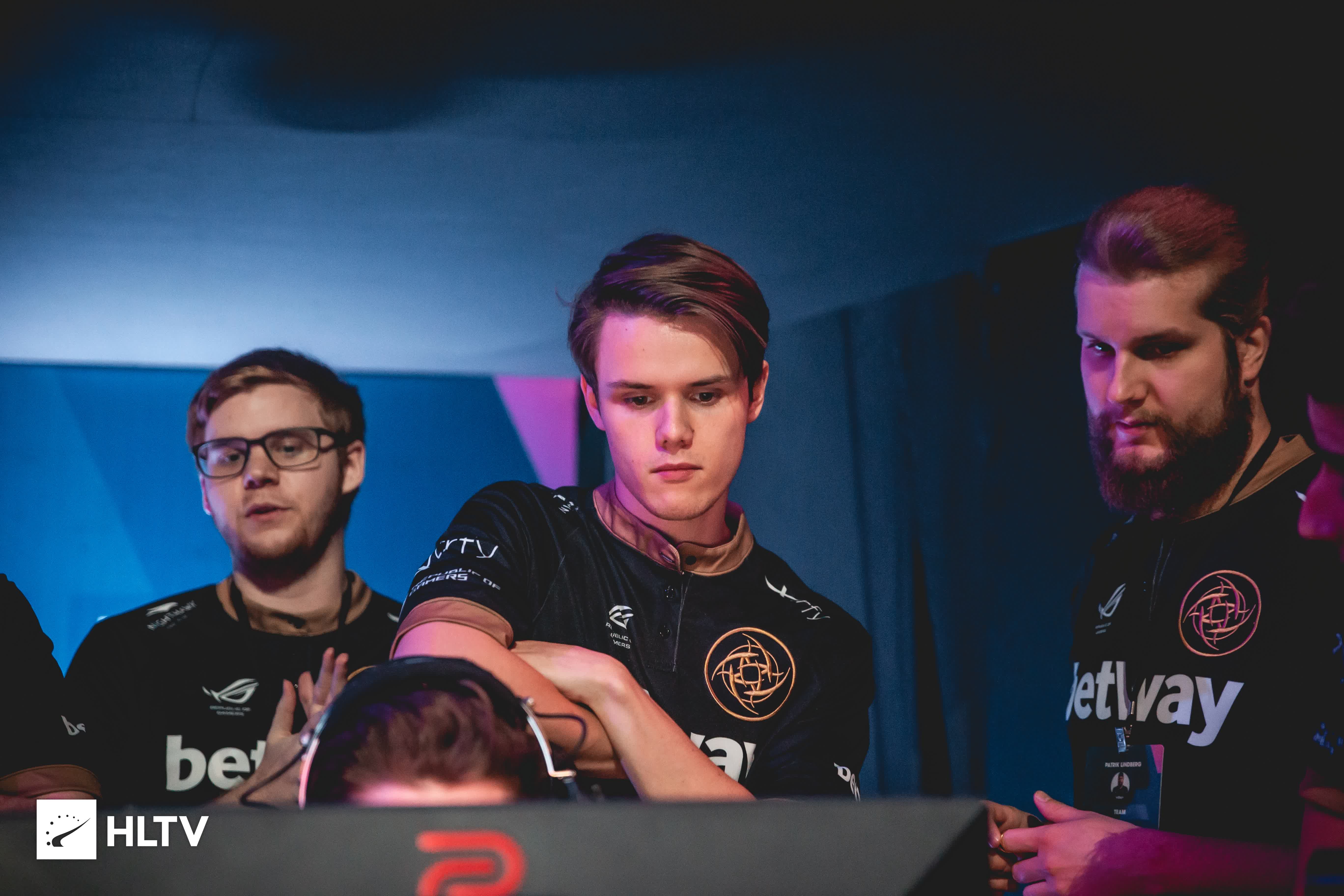 上瞬息万变 上瞬息万变