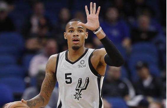 混战中提前 混战中提前